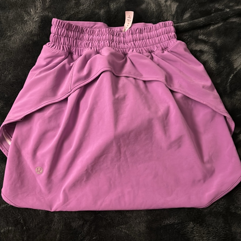Lululemon Hotty Hot Skirt - Picture 4 of 5